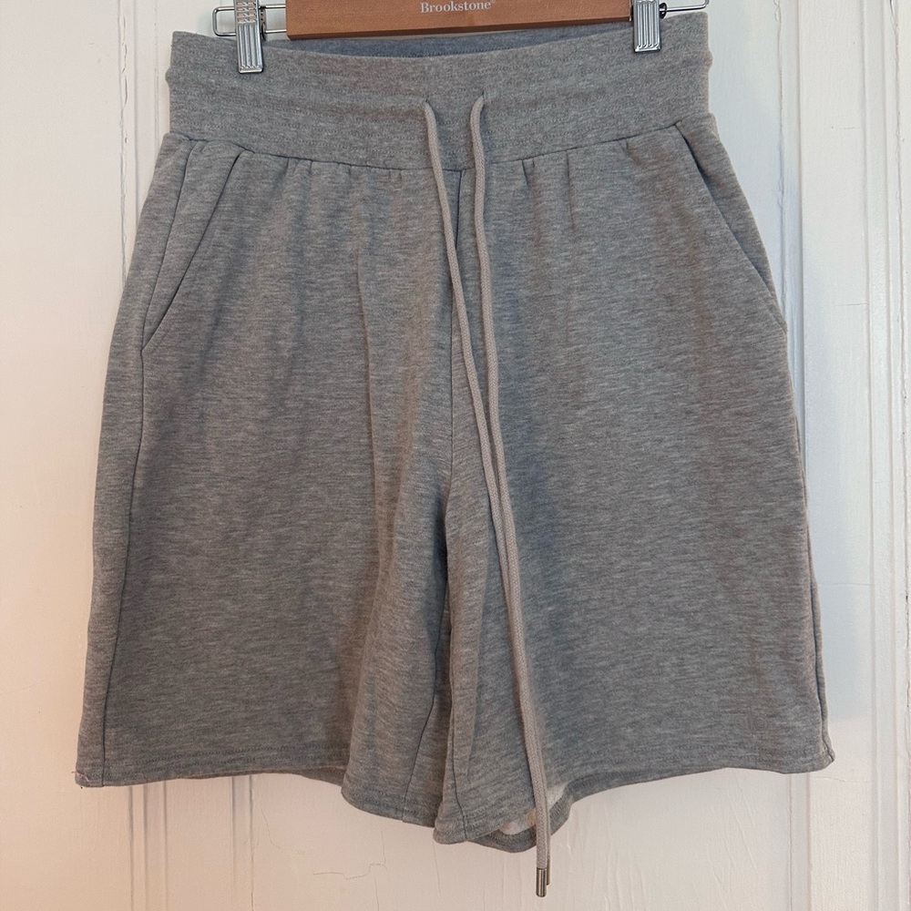 Alo High Waist Easy Sweat Shorts